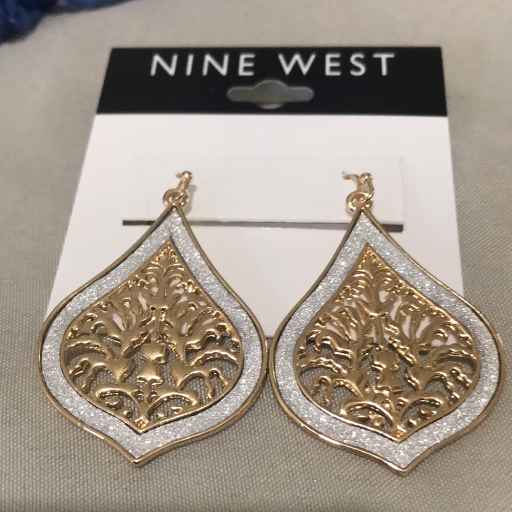 Nine West 1 1/2in. Gold tone w/ silver glittery detail dangle earrings - Picture 3 of 4